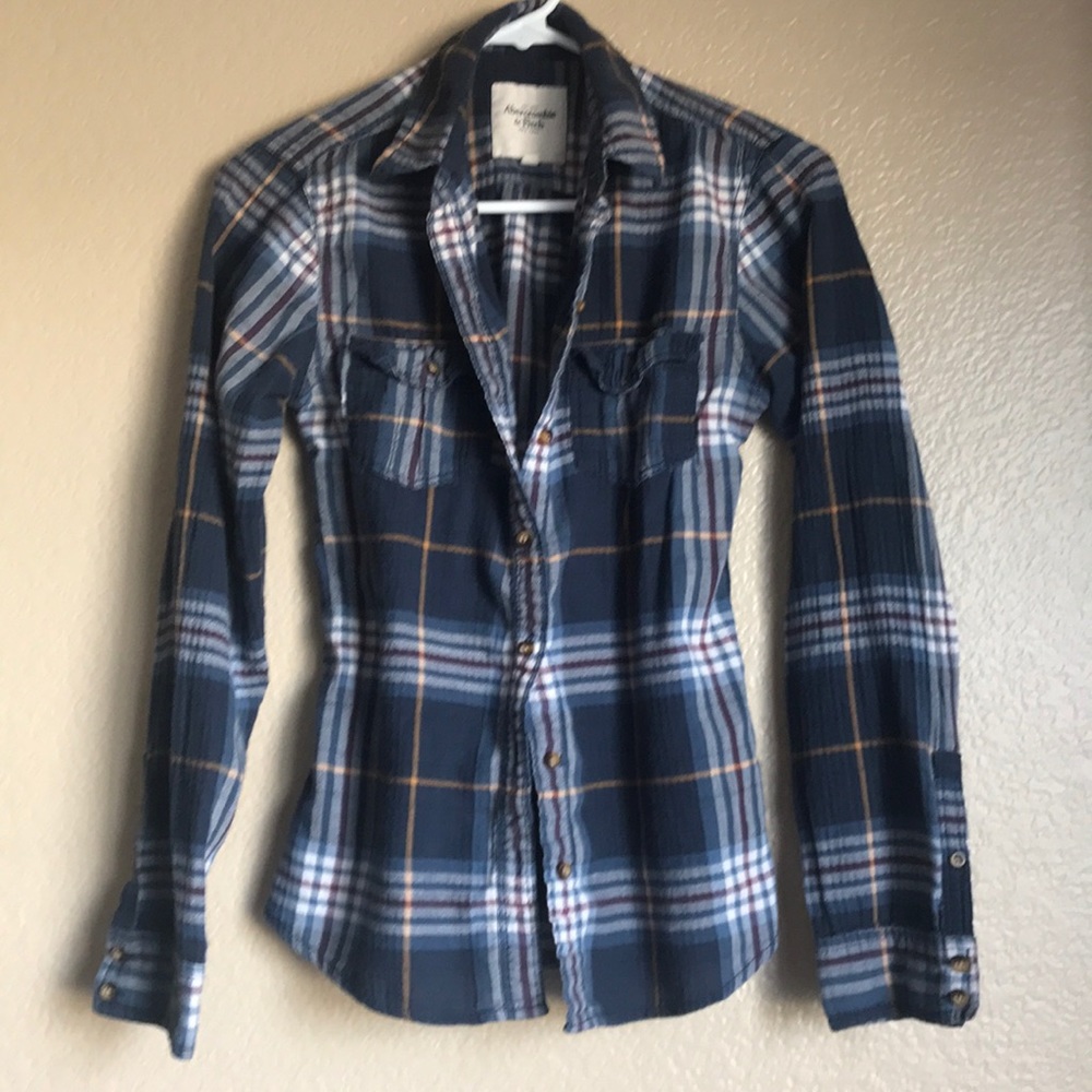 Abercrombie & Fitch women’s plaid flannel